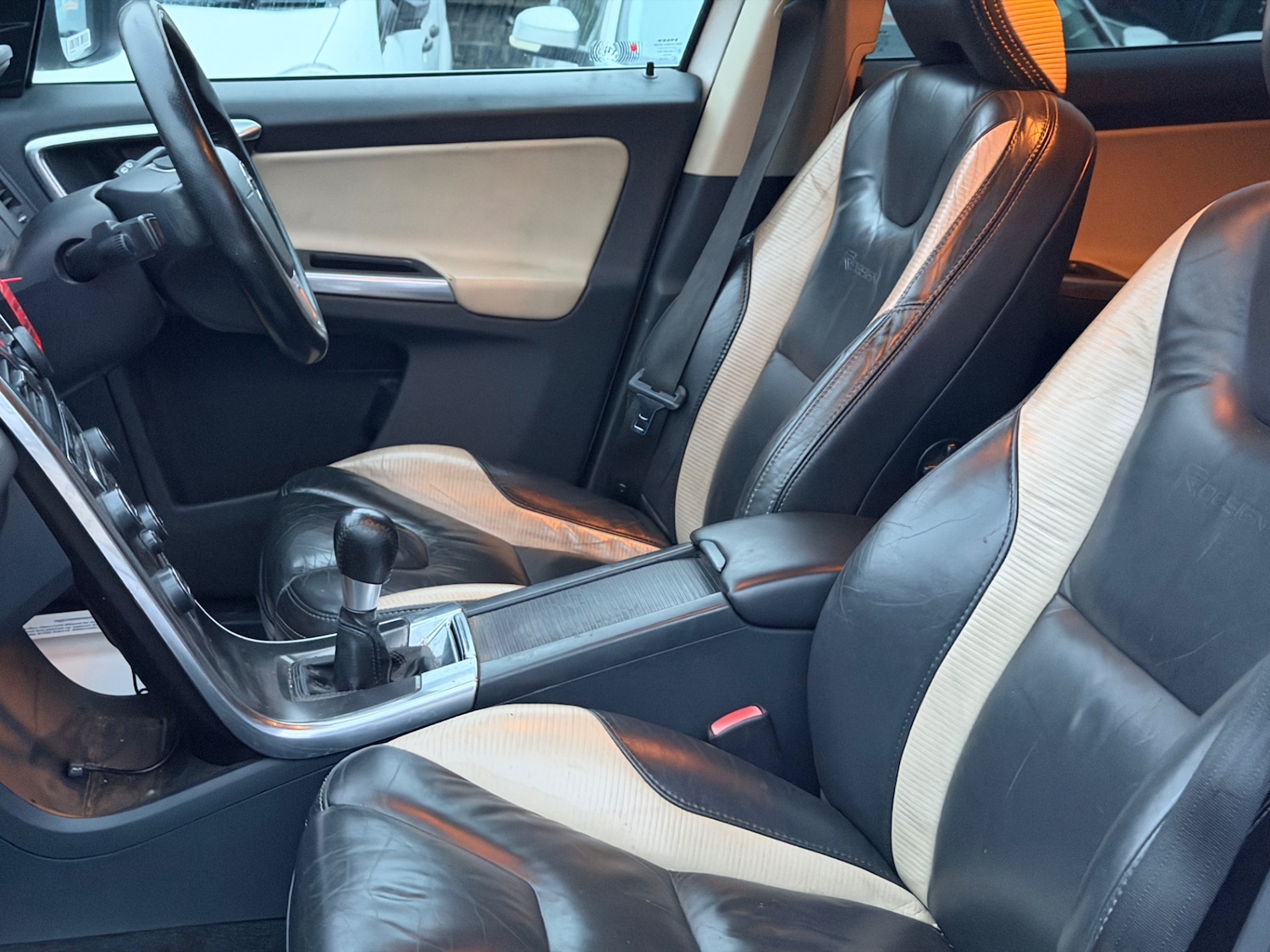 Used Volvo XC60 2012 for sale - 77423157: Photo 21