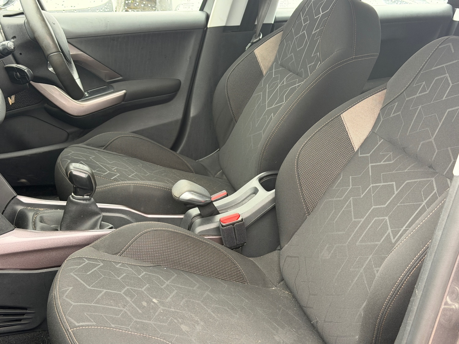 Used Peugeot 2008 2014 for sale - 77178408: Photo 13