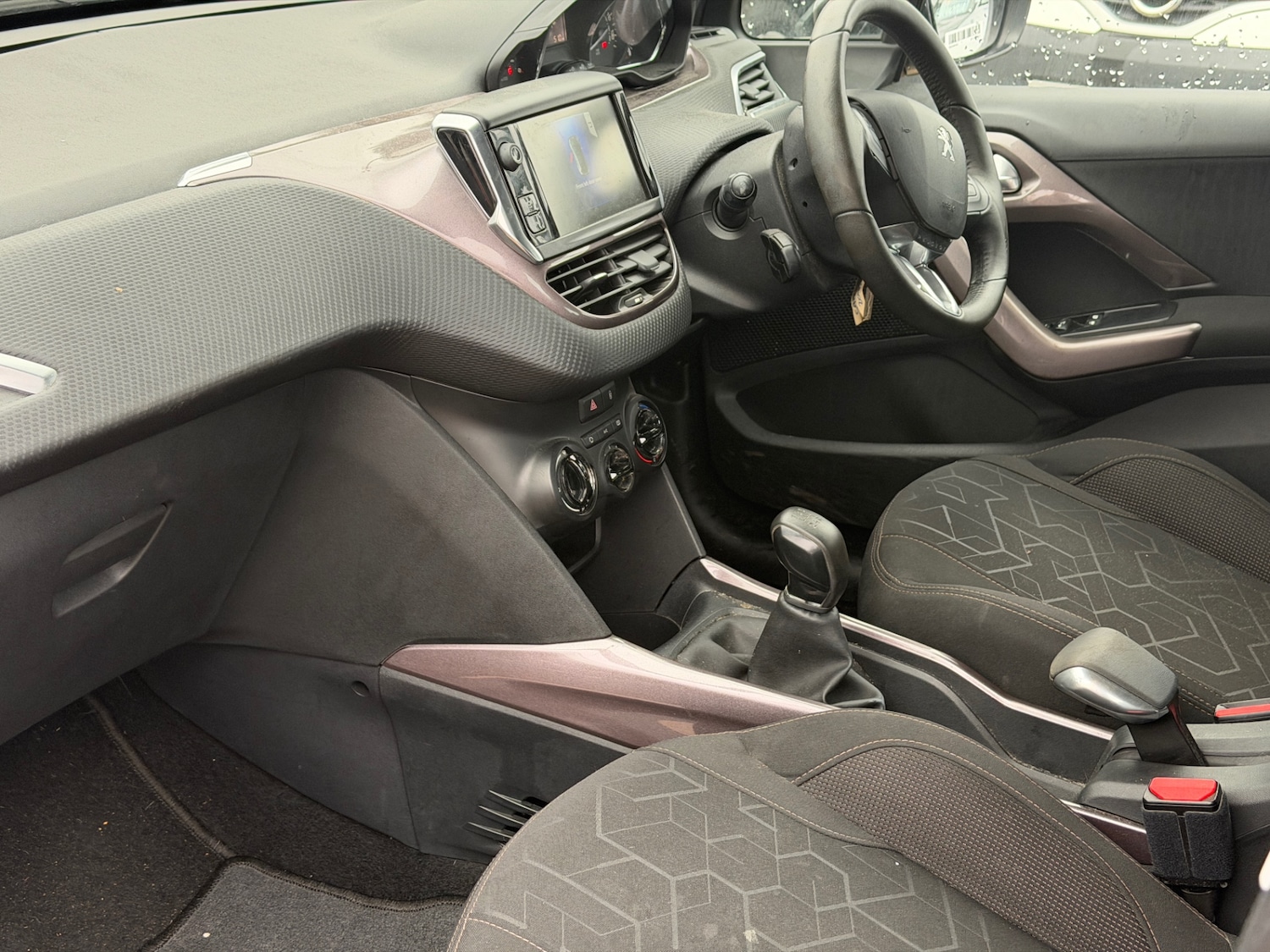 Used Peugeot 2008 2014 for sale - 77178408: Photo 14