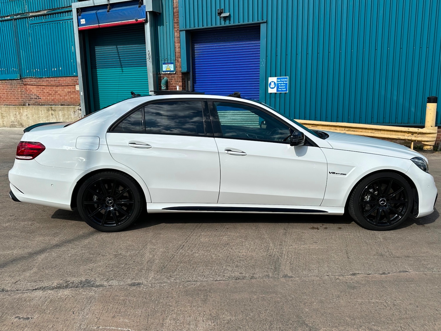 Used Mercedes-Benz E Class 2014 for sale - 67577959: Photo 10