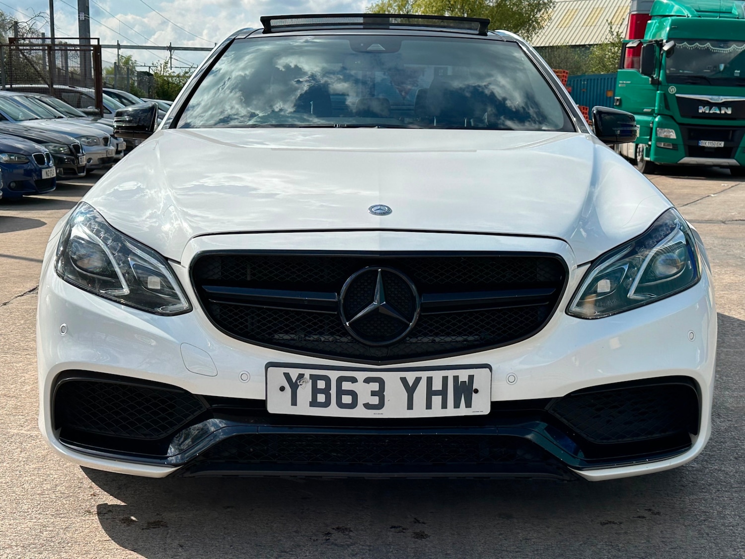 Used Mercedes-Benz E Class 2014 for sale - 67577959: Photo 3