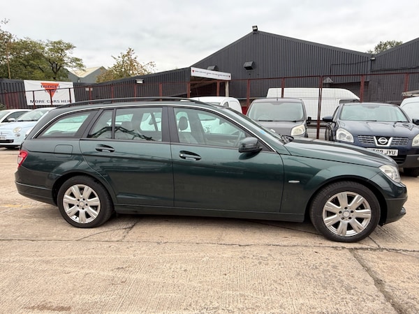 Used Mercedes-Benz C Class 2010 for sale - 76298928: Photo 7