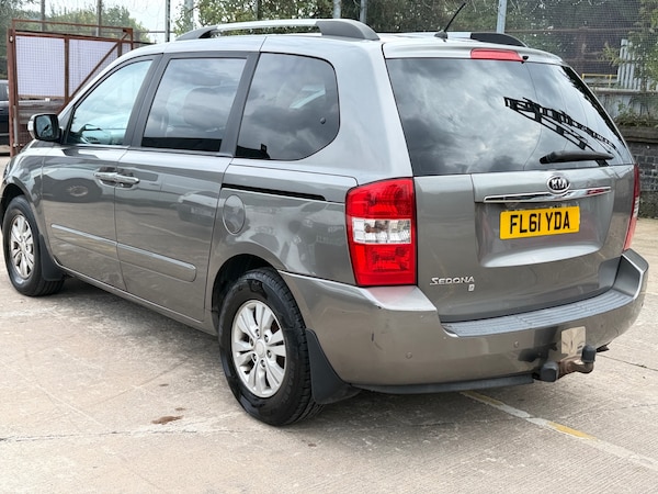 Used Kia Sedona 2011 for sale - 75995451: Photo 5