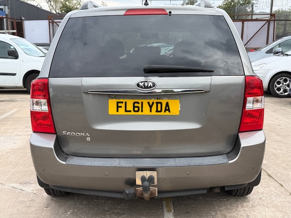 Used Kia Sedona 2011 for sale - 75995451: Photo 6