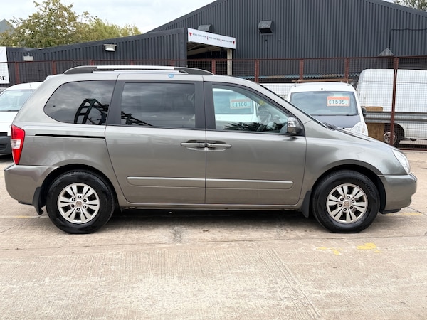 Used Kia Sedona 2011 for sale - 75995451: Photo 7