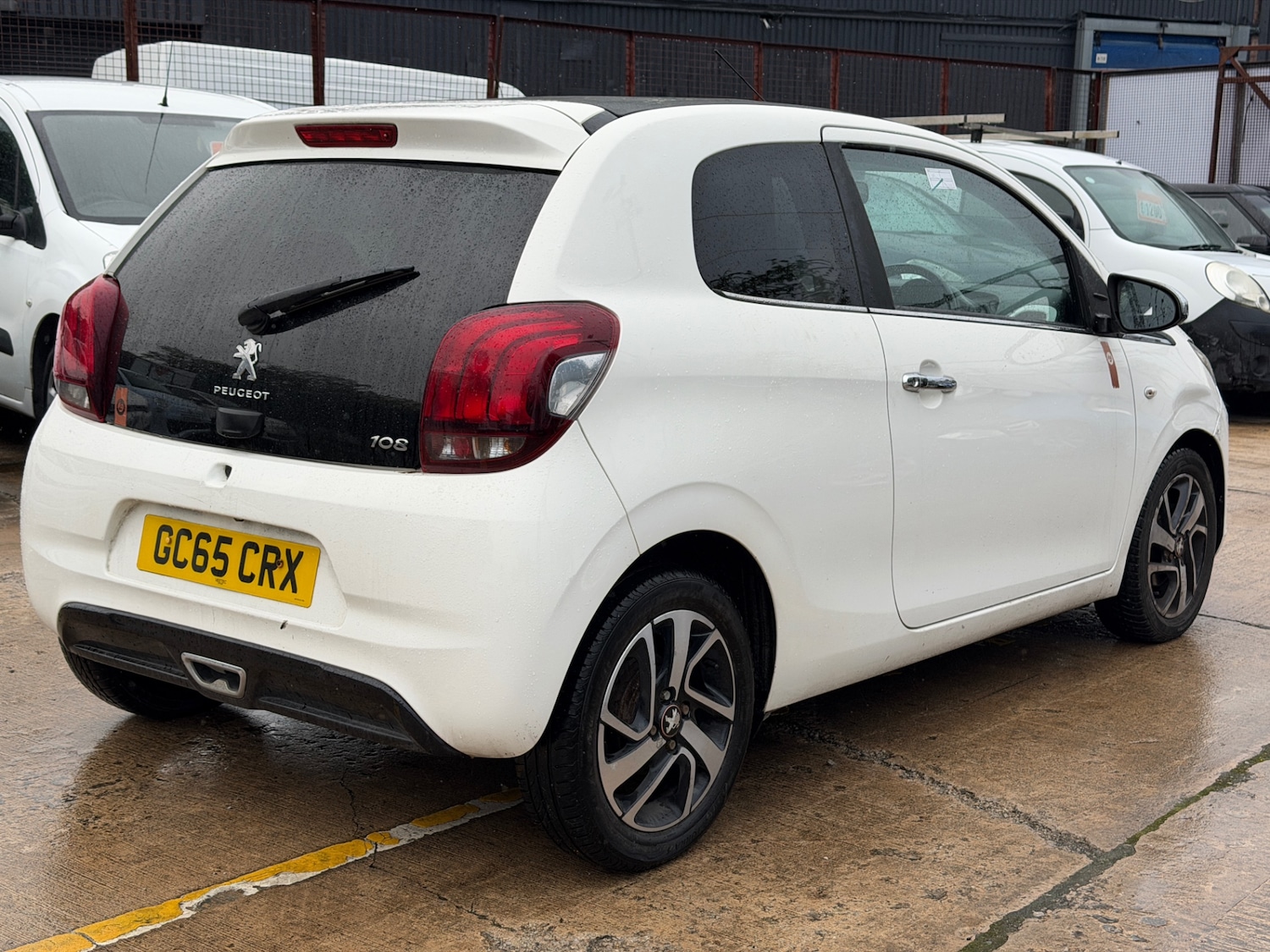 Used Peugeot 108 2016 for sale - 76329628: Photo 7