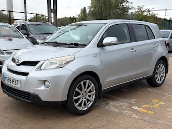 Used Toyota Urban Cruiser 2009 for sale - 79775610: Photo