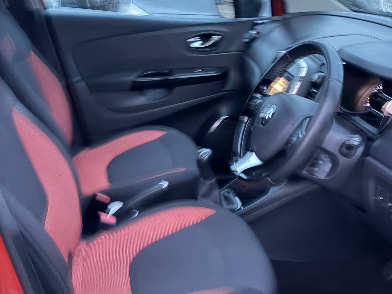 Used Renault Captur 2014 for sale - 77161999: Photo 12