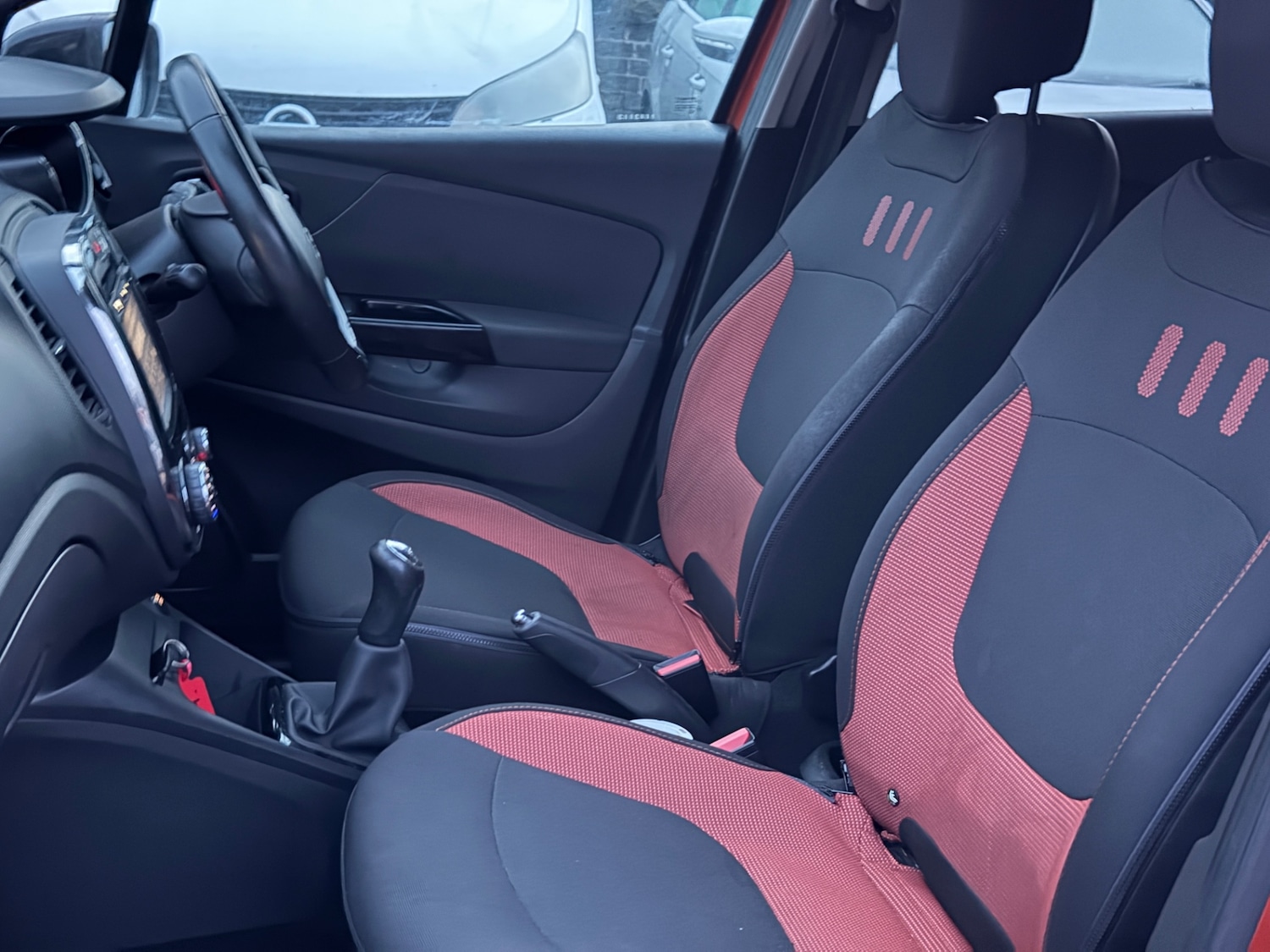 Used Renault Captur 2014 for sale - 77161999: Photo 15