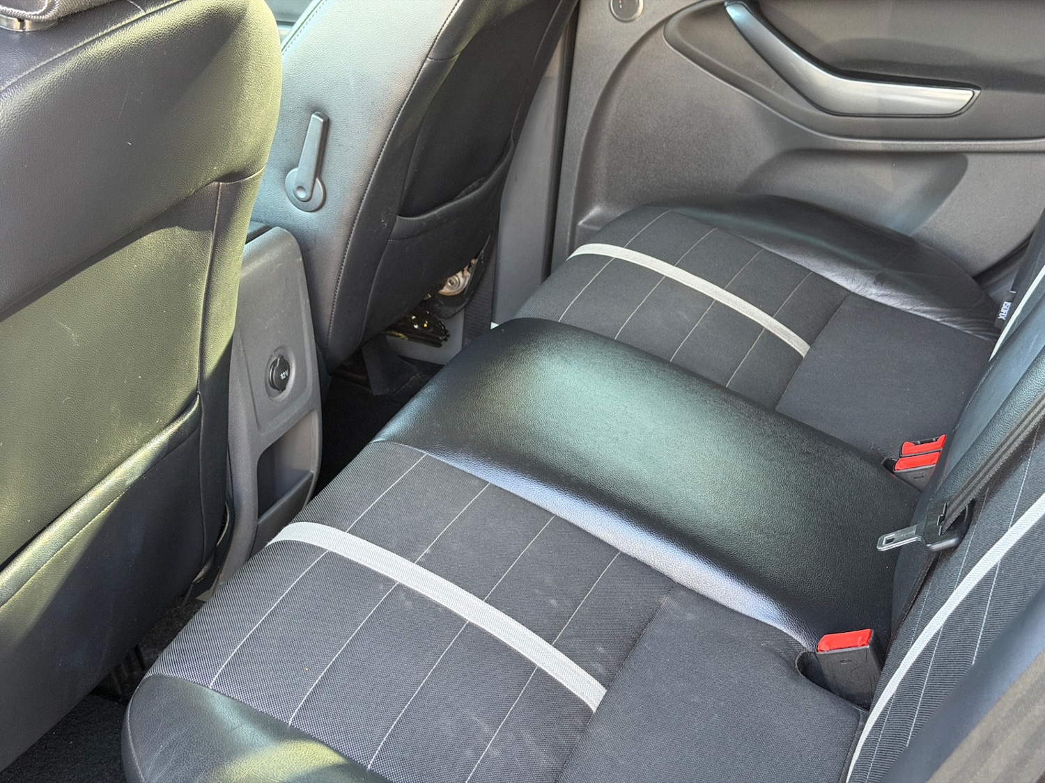 Used Ford Kuga 2012 for sale - 78012338: Photo 18