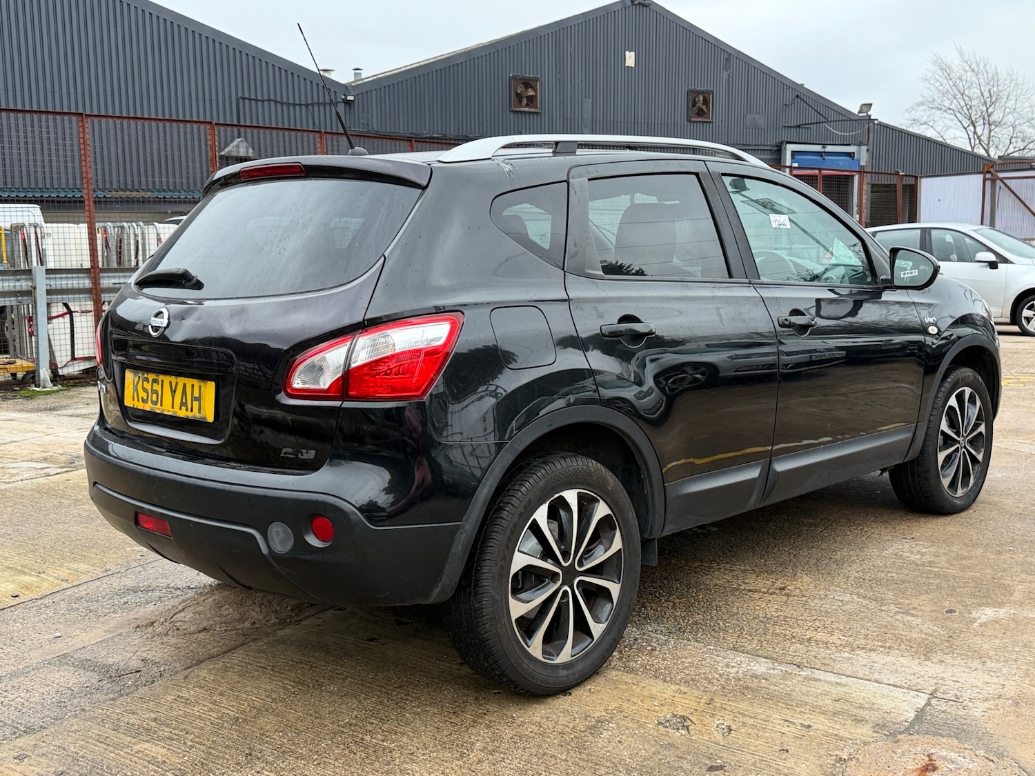 Used Nissan Qashqai 2012 for sale - 77033549: Photo 7