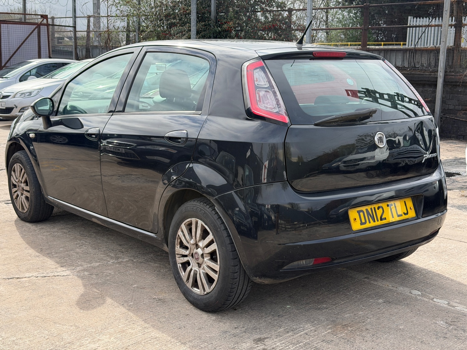 Used Fiat Punto 2012 for sale - 78140415: Photo 5