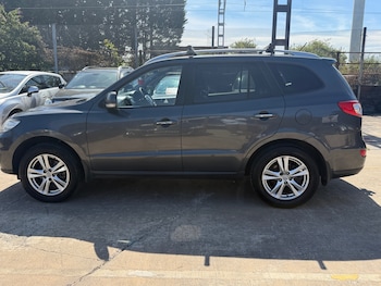 Used Hyundai Santa Fe 2010 for sale - 79473472: Photo