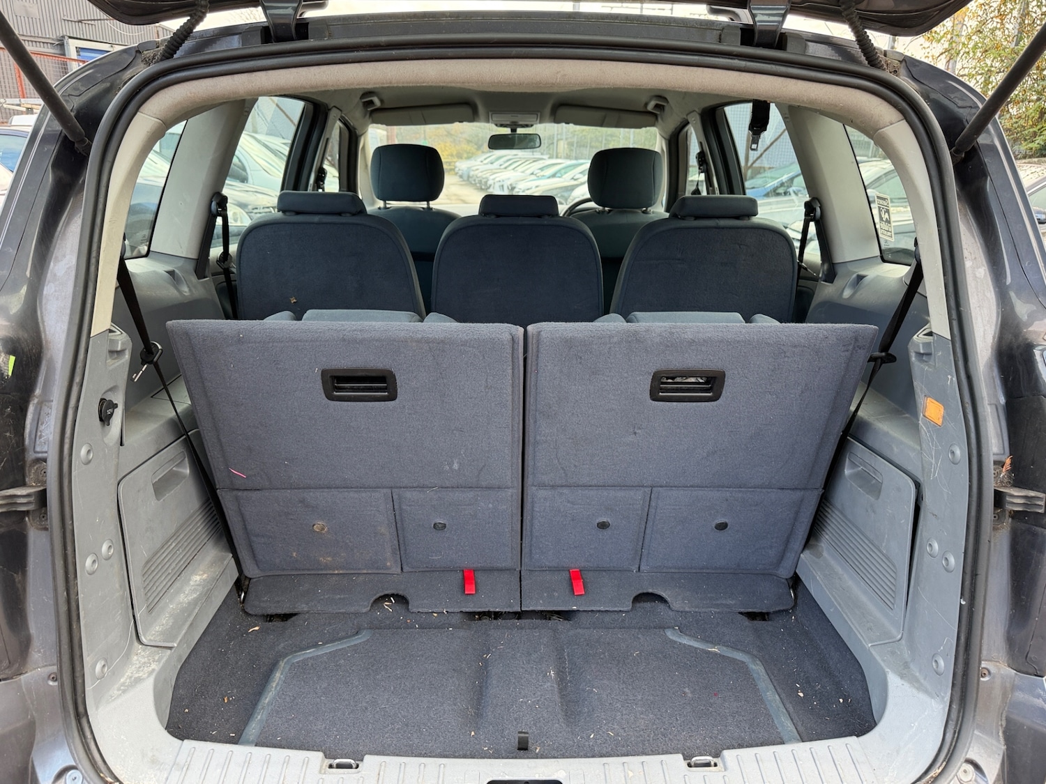 Used Ford S-Max 2009 for sale - 76555578: Photo 11