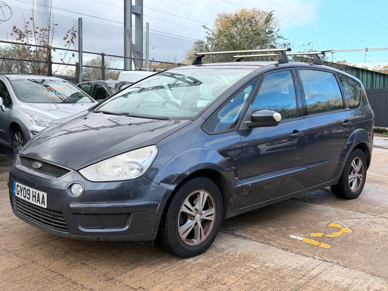 Used Ford S-Max 2009 for sale - 76555578: Photo 3