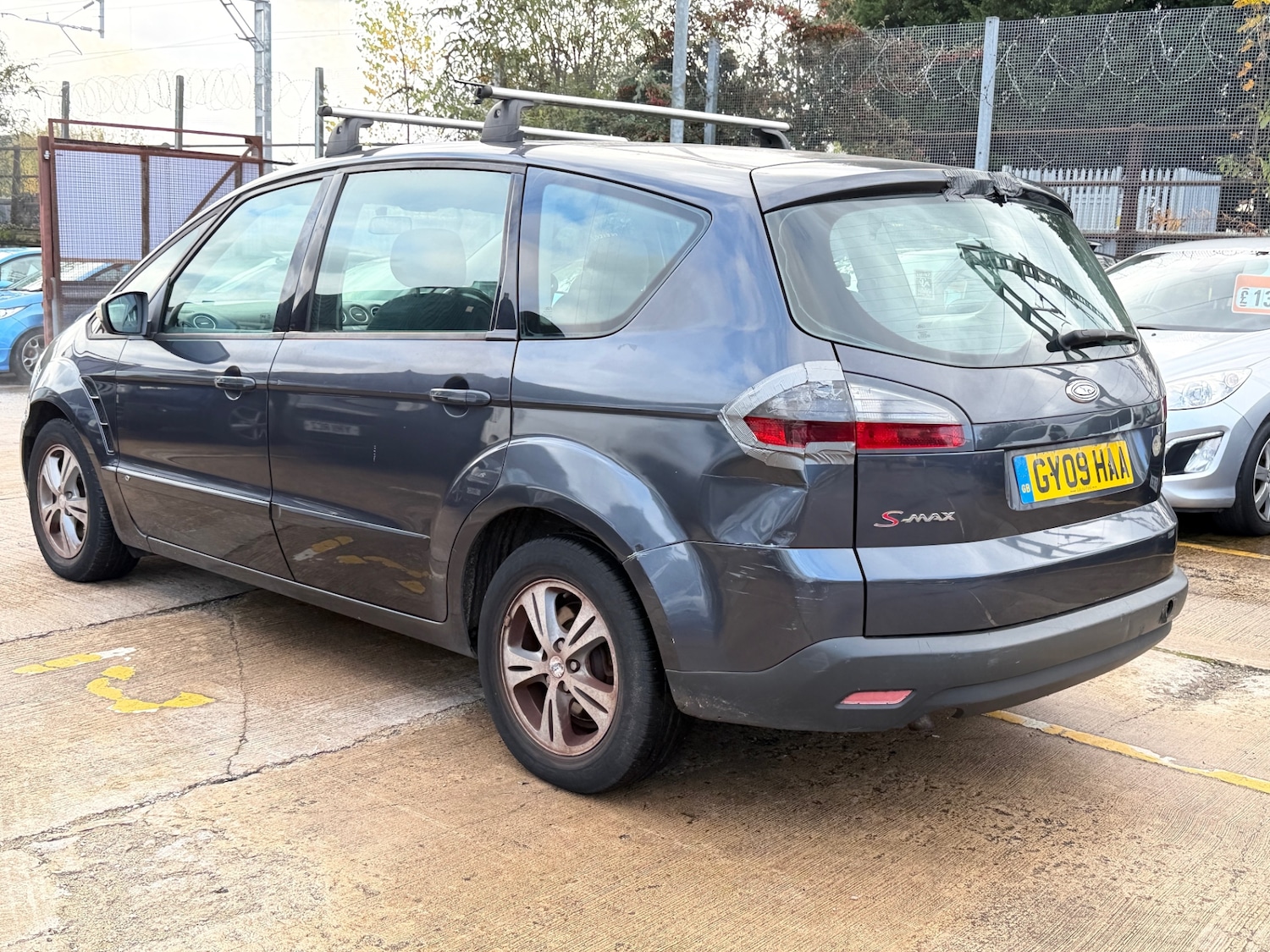 Used Ford S-Max 2009 for sale - 76555578: Photo 4