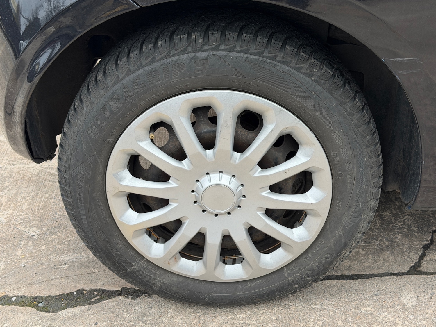 Used Ford Ka 2011 for sale - 77701400: Photo 9