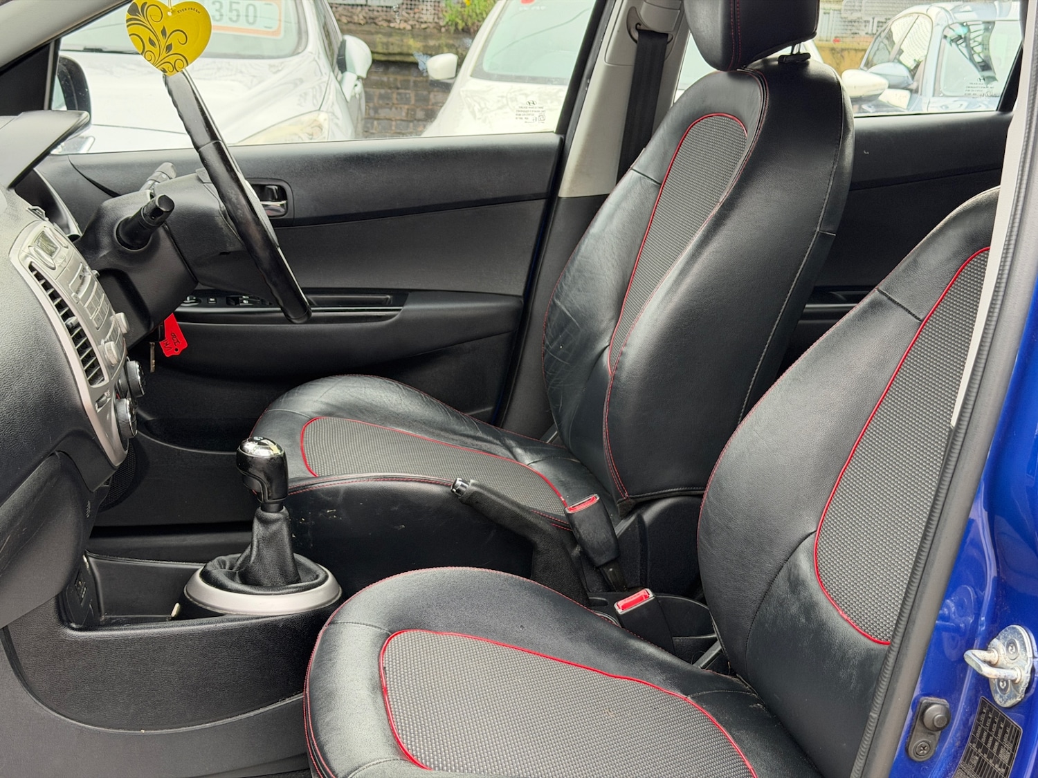 Used Hyundai i20 2010 for sale - 75996764: Photo 14