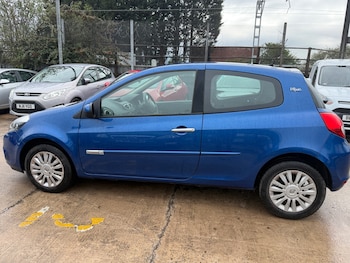 Used Renault Clio 2011 for sale - 78133476: Photo