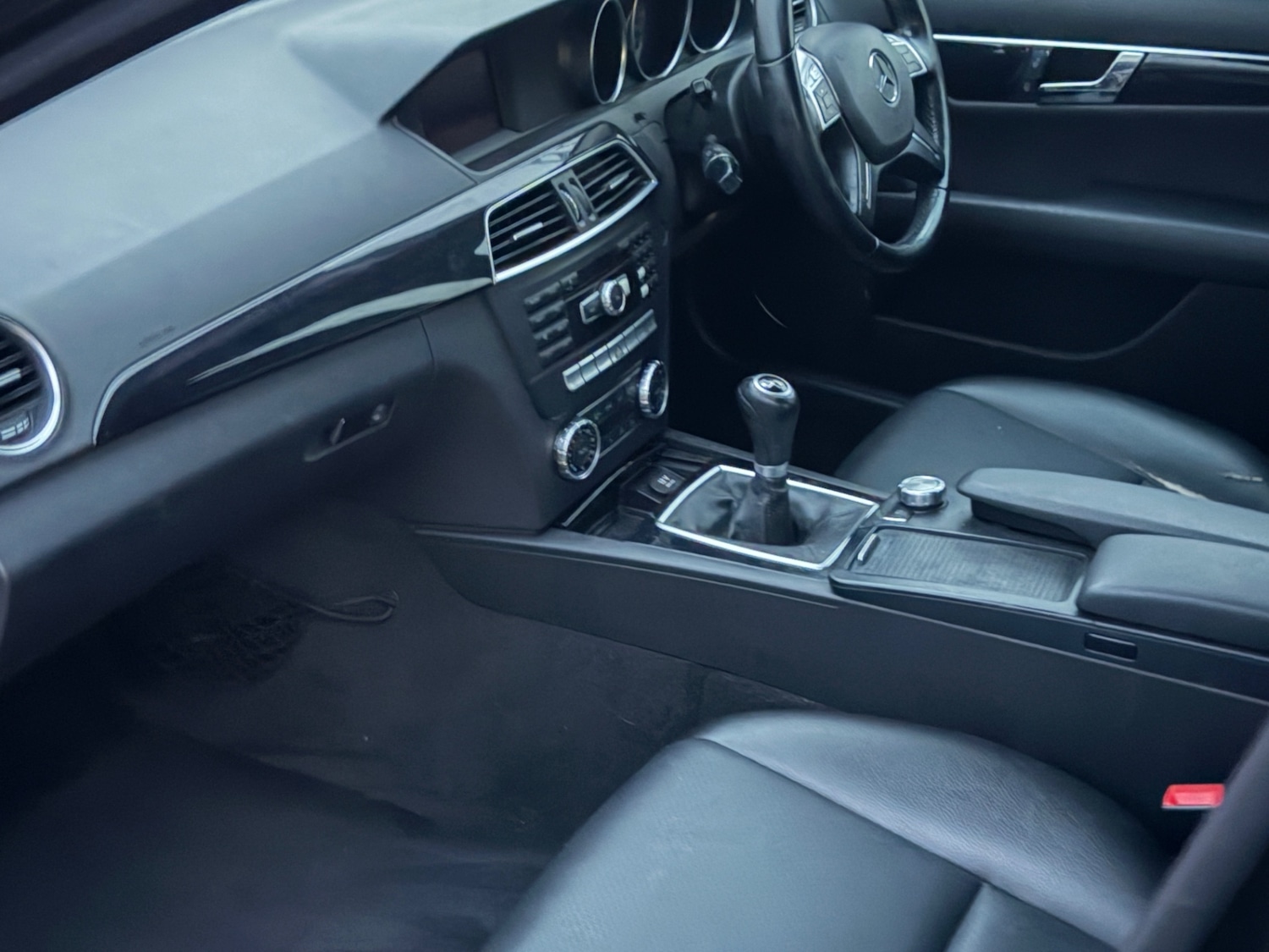 Used Mercedes-Benz C Class 2011 for sale - 76847980: Photo 17