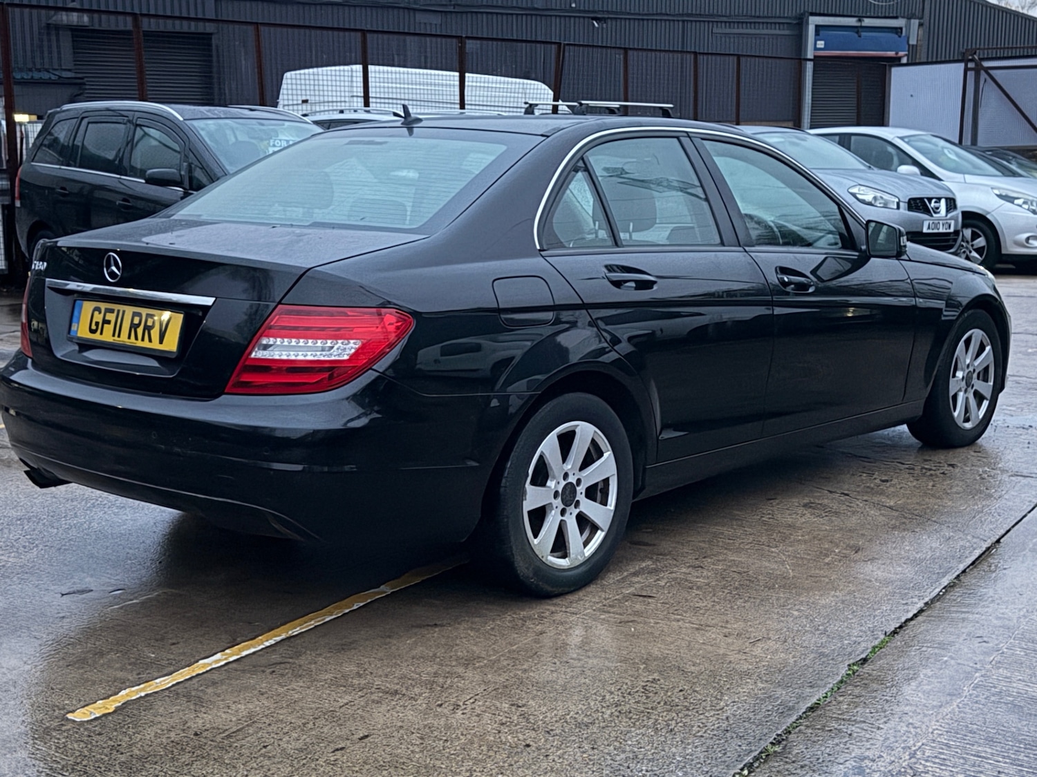 Used Mercedes-Benz C Class 2011 for sale - 76847980: Photo 7