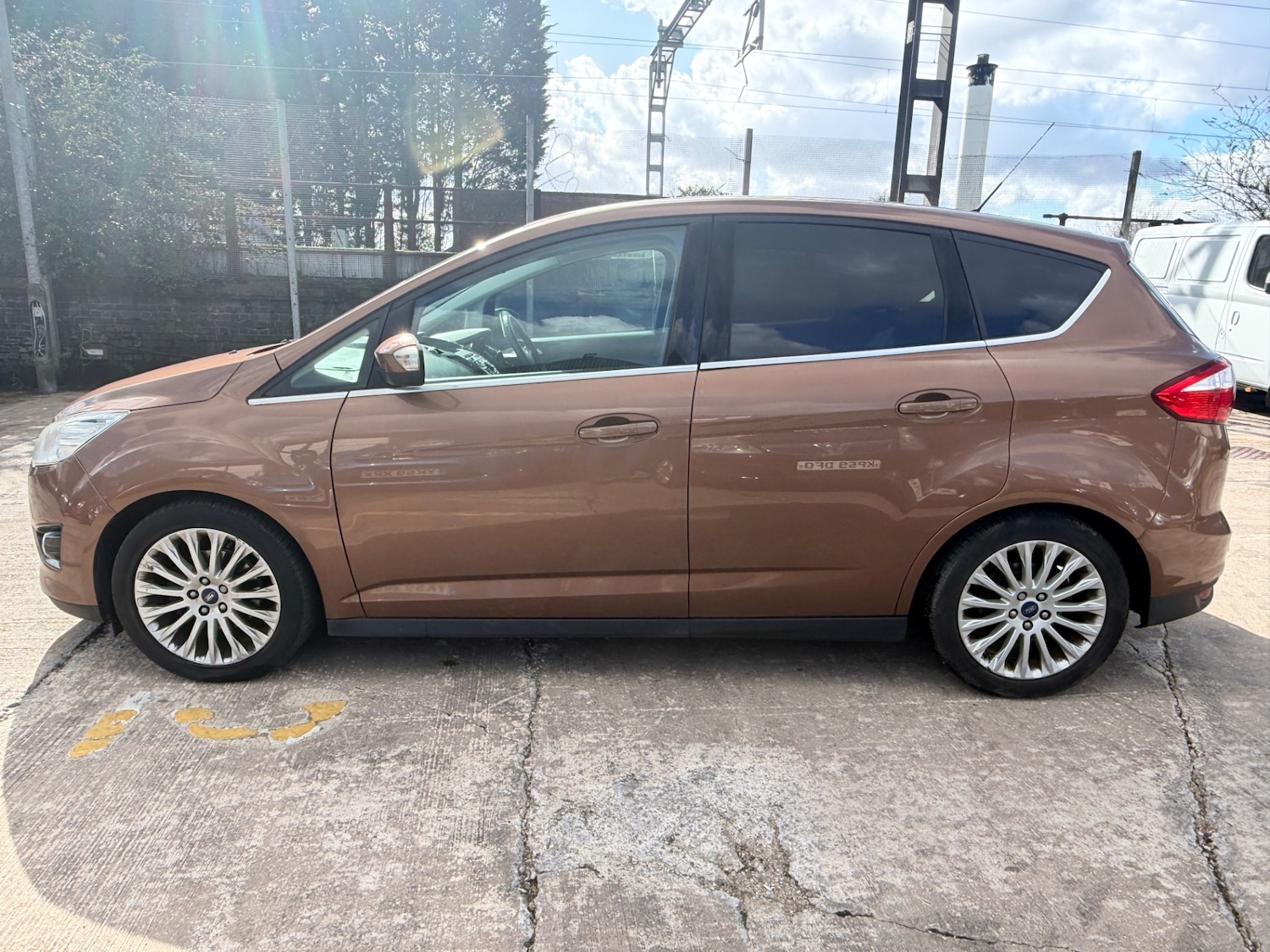 Used Ford C-Max 2013 for sale - 77894153: Photo 4