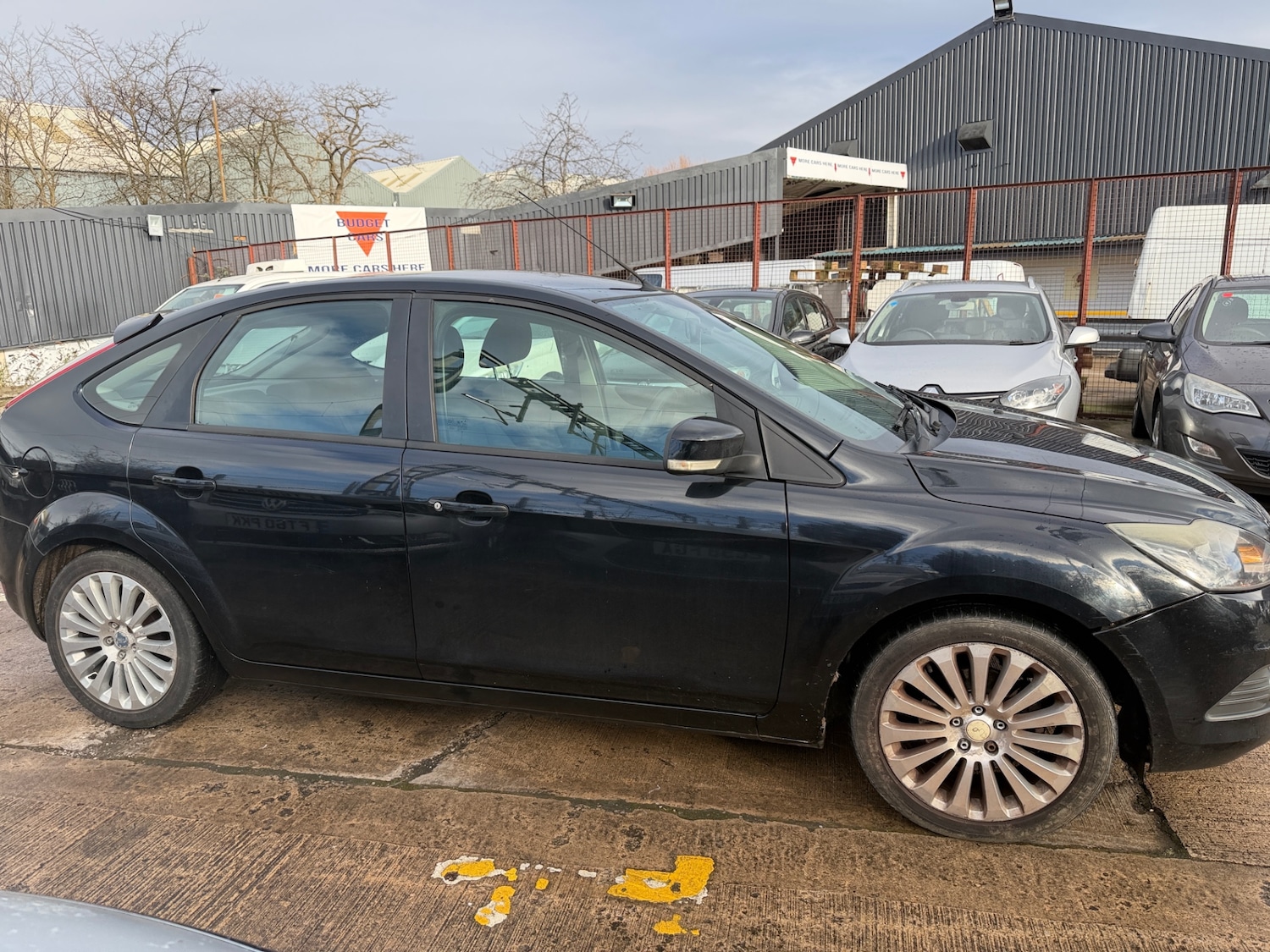 Used Ford Focus 2009 for sale - 77381210: Photo 9