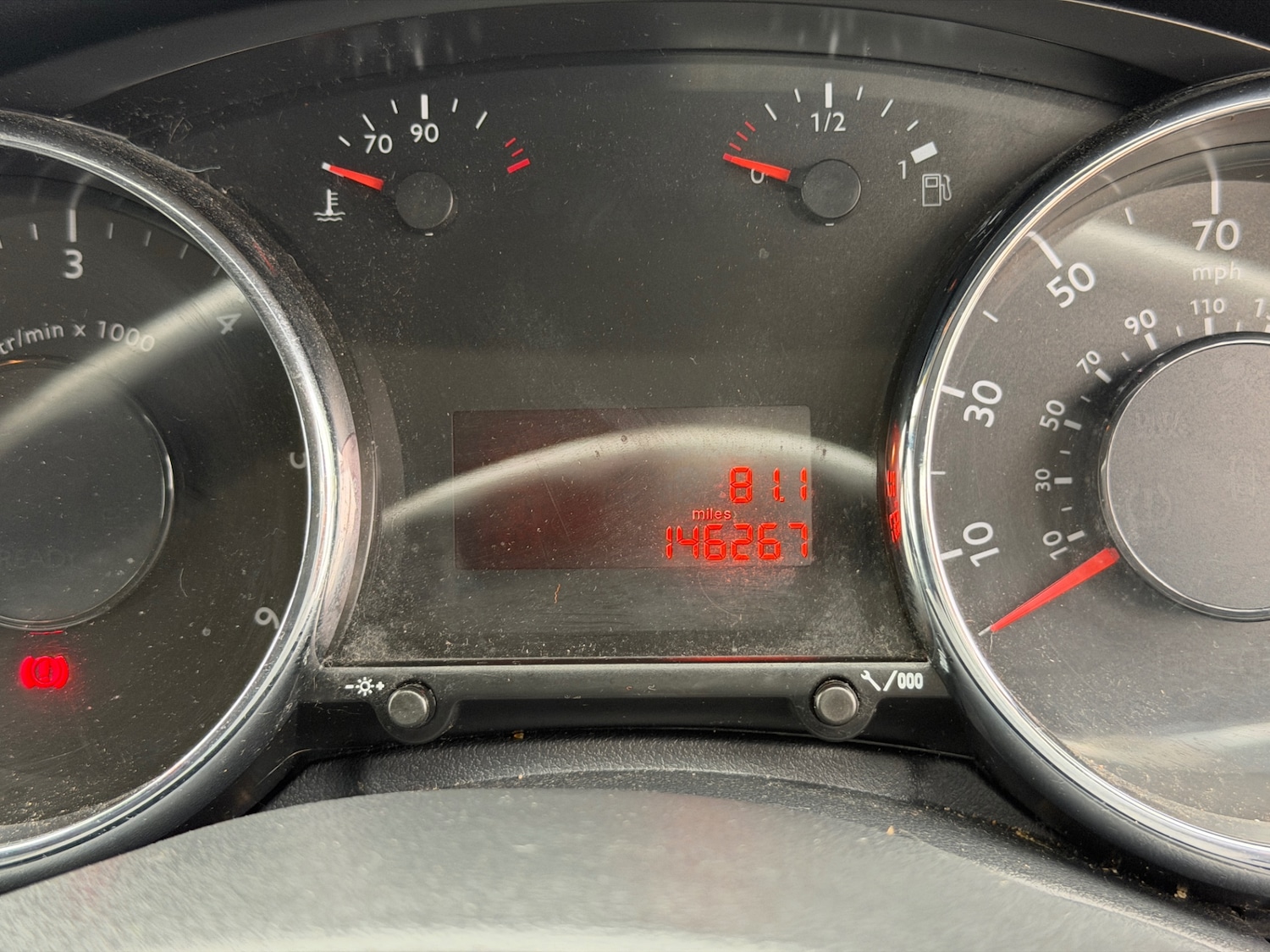 Used Peugeot 5008 2015 for sale - 76141076: Photo 10