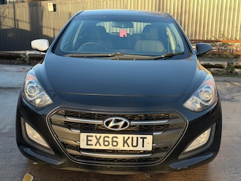 Used Hyundai i30 2016 for sale - 77001503: Photo