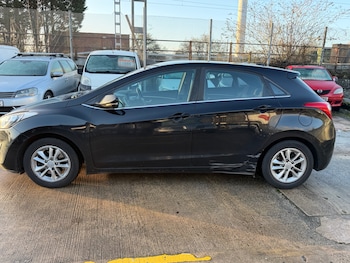 Used Hyundai i30 2016 for sale - 77001503: Photo
