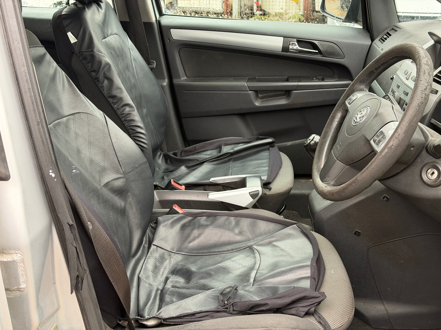 Used Vauxhall Zafira 2010 for sale - 76665951: Photo 12