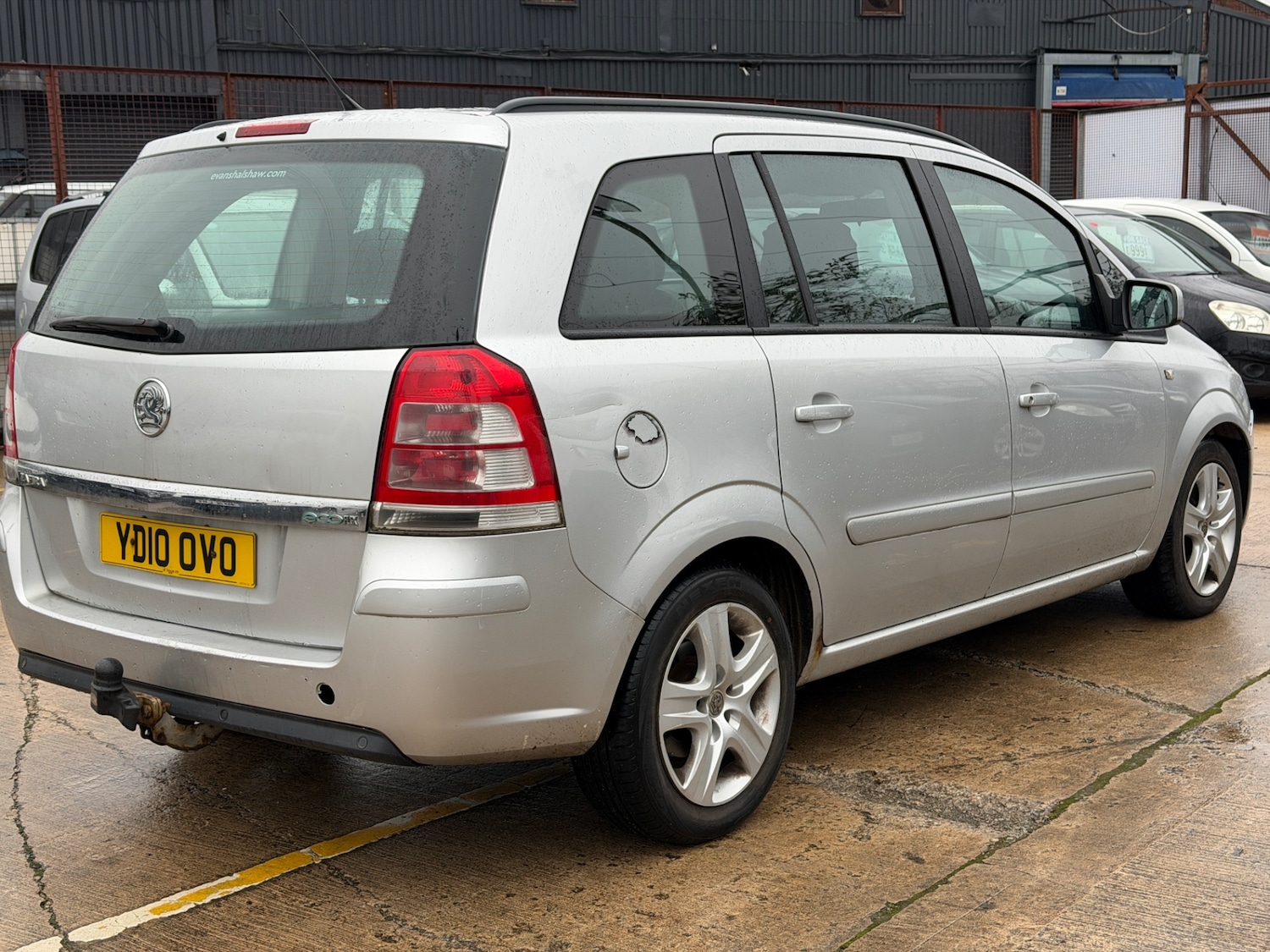 Used Vauxhall Zafira 2010 for sale - 76665951: Photo 8