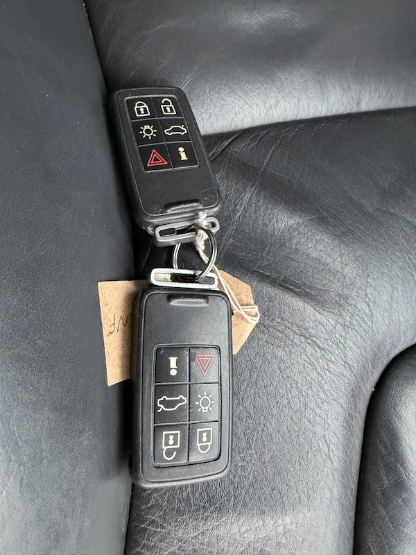 Used Volvo XC60 2009 for sale - 76298080: Photo 14