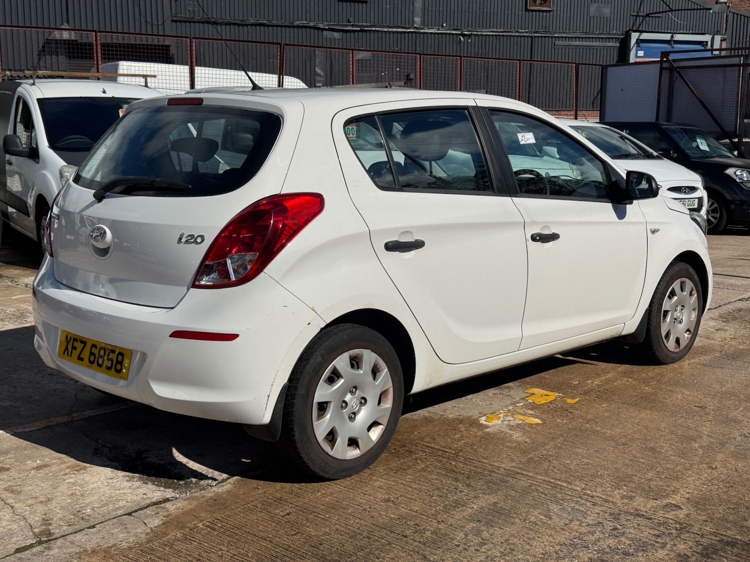 Used Hyundai i20 2014 for sale - 75996143: Photo 6