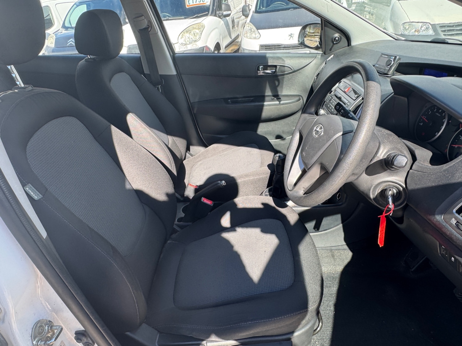 Used Hyundai i20 2014 for sale - 75996143: Photo 7