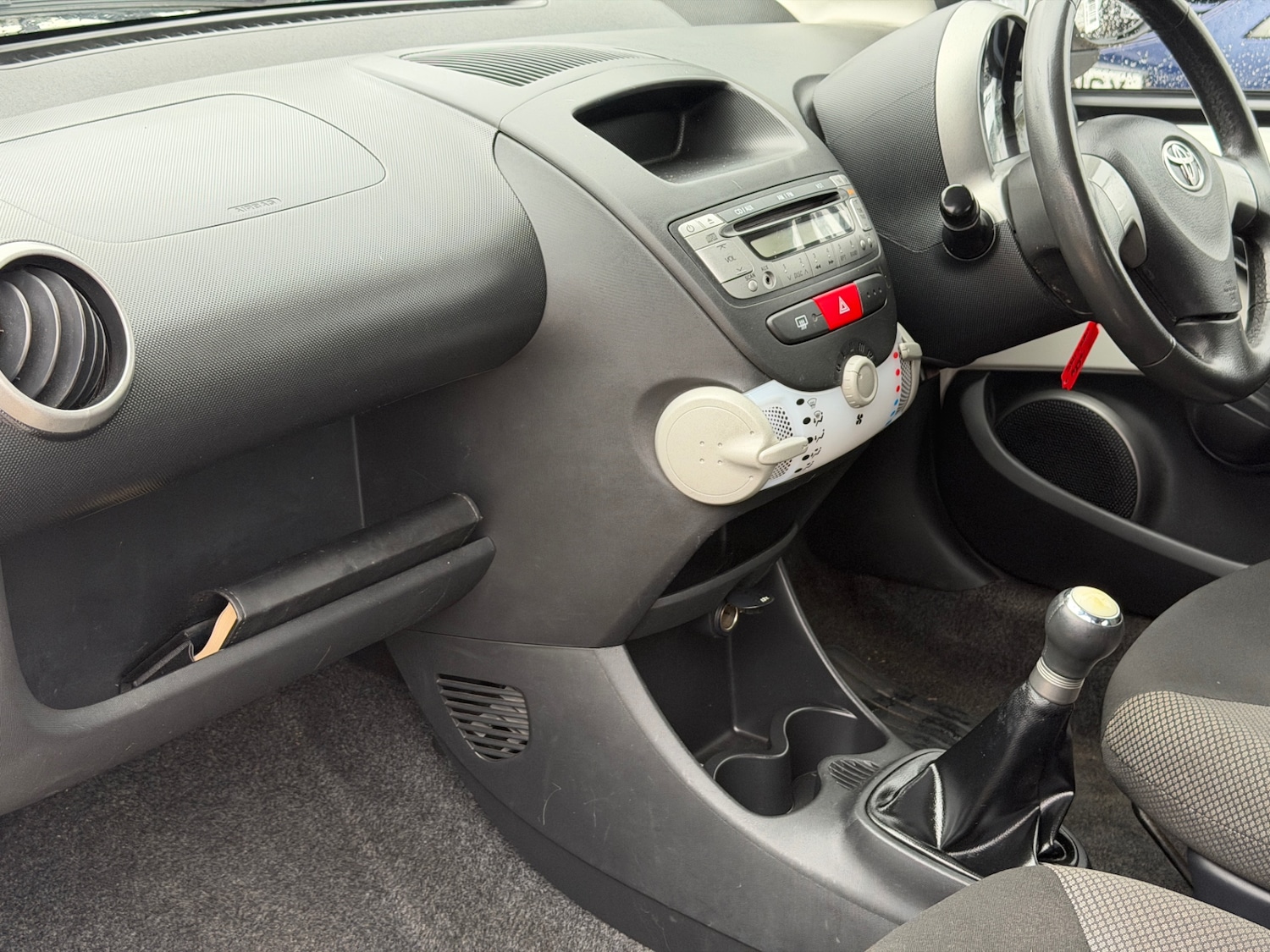 Used Toyota AYGO 2013 for sale - 78053156: Photo 13