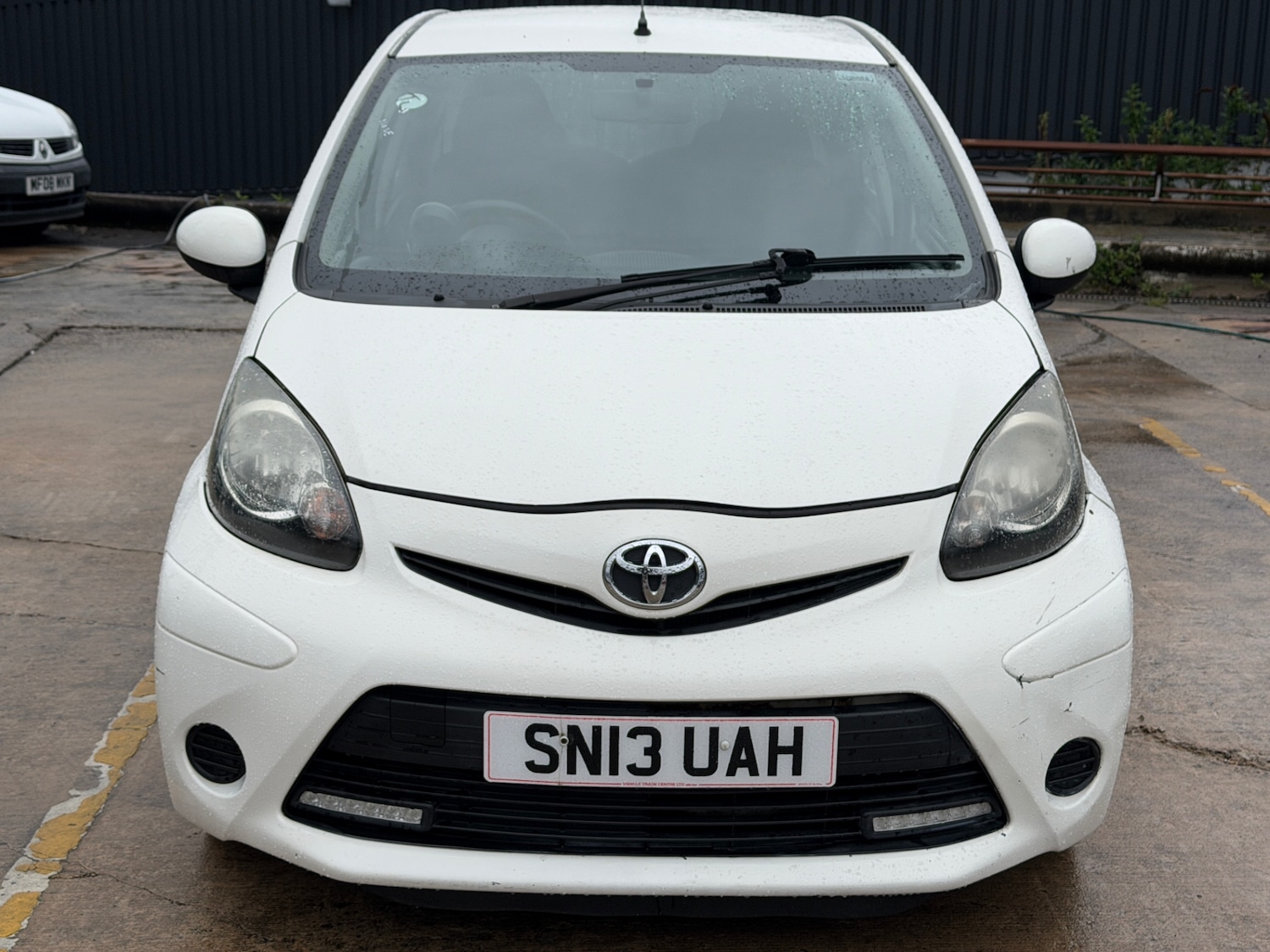 Used Toyota AYGO 2013 for sale - 78053156: Photo 2