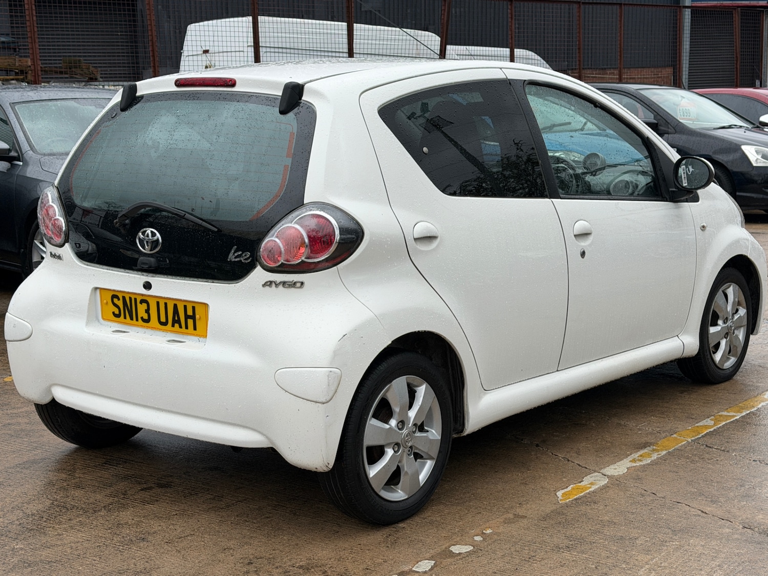Used Toyota AYGO 2013 for sale - 78053156: Photo 7