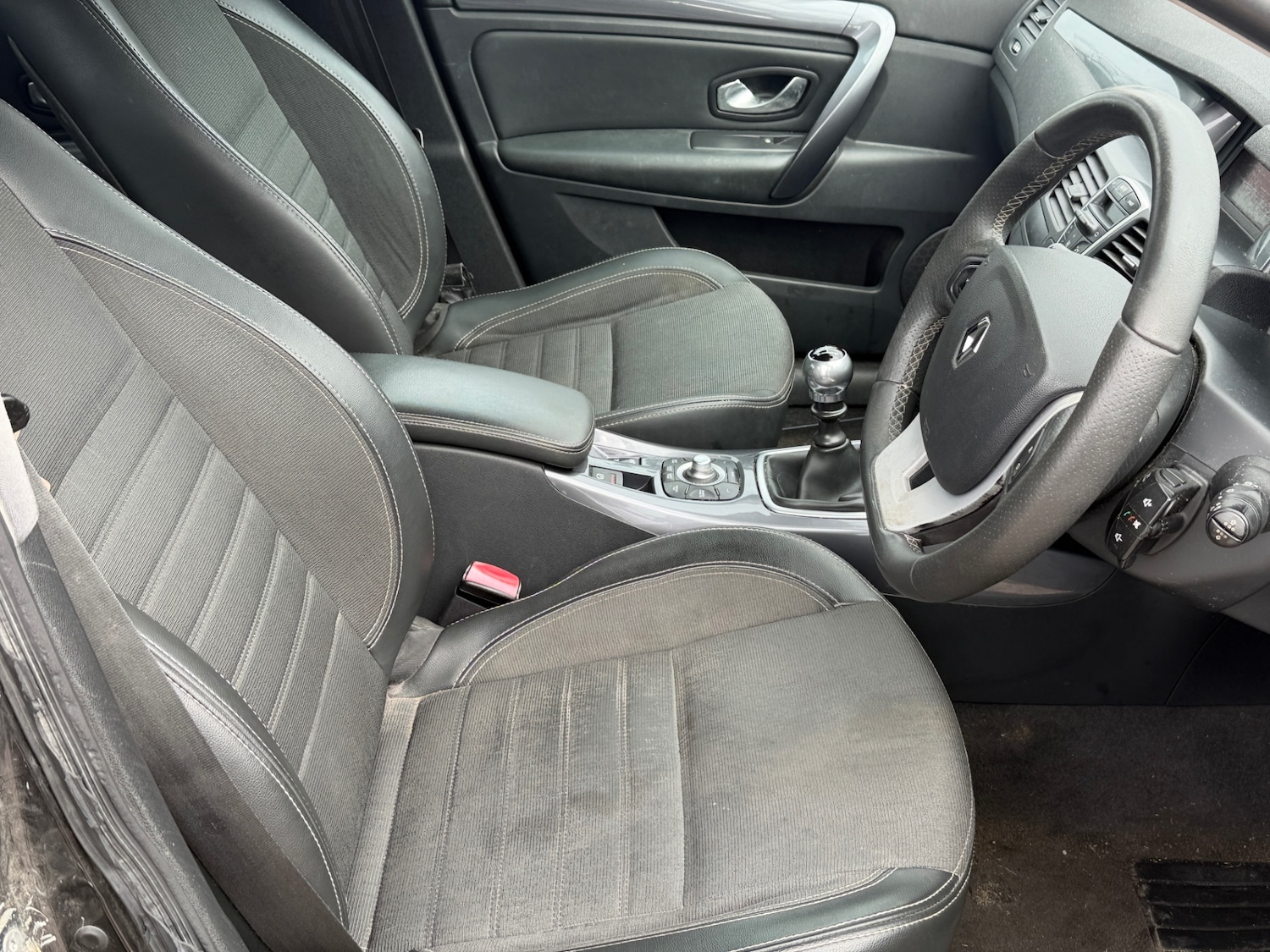 Used Renault Laguna 2010 for sale - 77631202: Photo 11