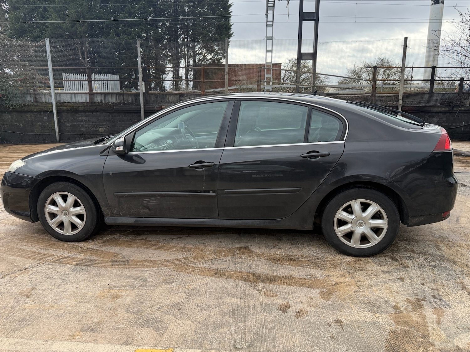Used Renault Laguna 2010 for sale - 77631202: Photo 4