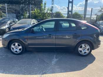 Used Ford Focus 2010 for sale - 74740736: Photo