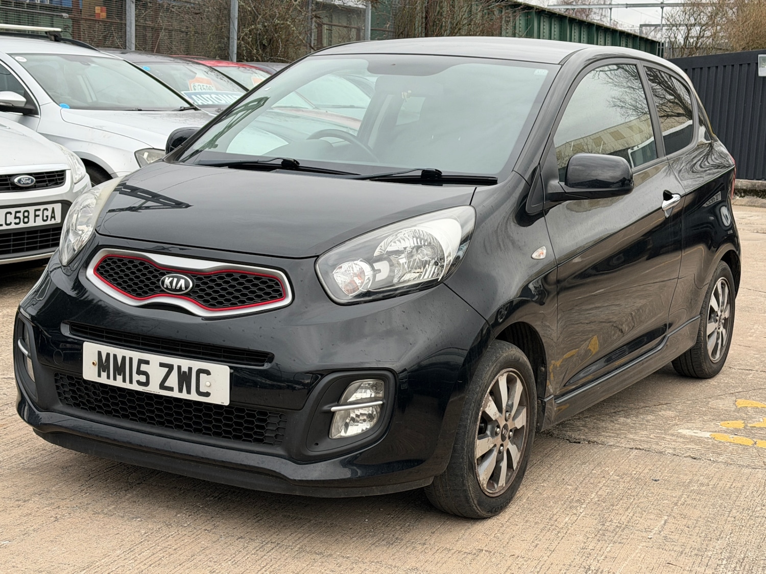 Used Kia Picanto 2015 for sale - 77462890: Photo 3