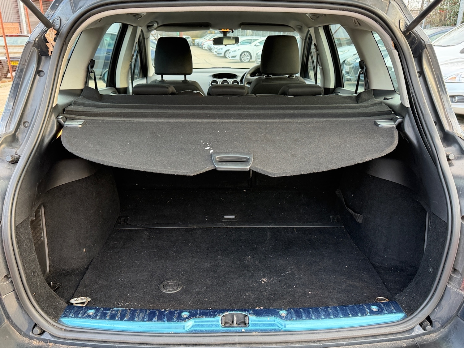 Used Peugeot 308 2010 for sale - 77312425: Photo 14