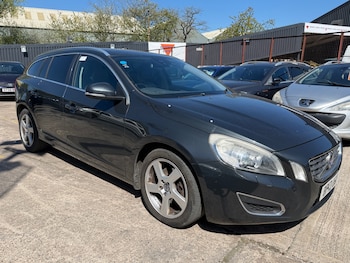 Used Volvo V60 2013 for sale - 78374043: Photo