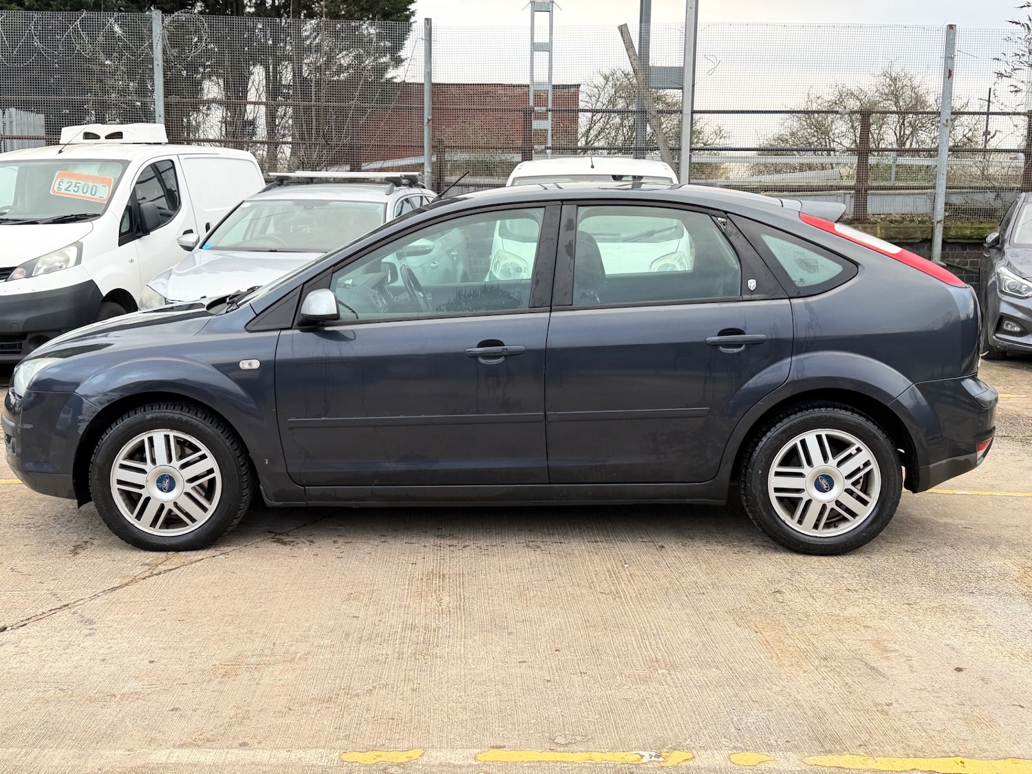 Used Ford Focus 2006 for sale - 77034440: Photo 4