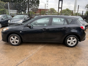 Used Mazda Mazda3 2010 for sale - 78801976: Photo