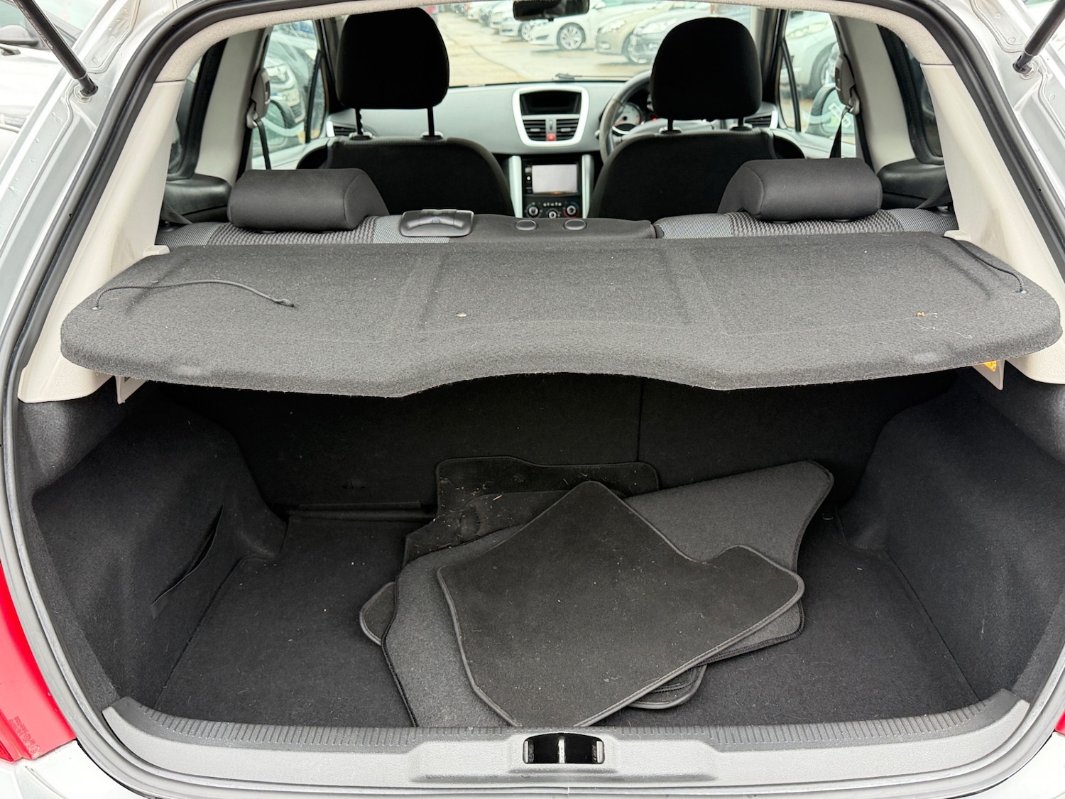 Used Peugeot 207 2011 for sale - 77342257: Photo 16