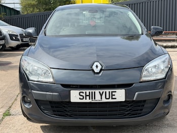 Used Renault Megane 2011 for sale - 79474159: Photo