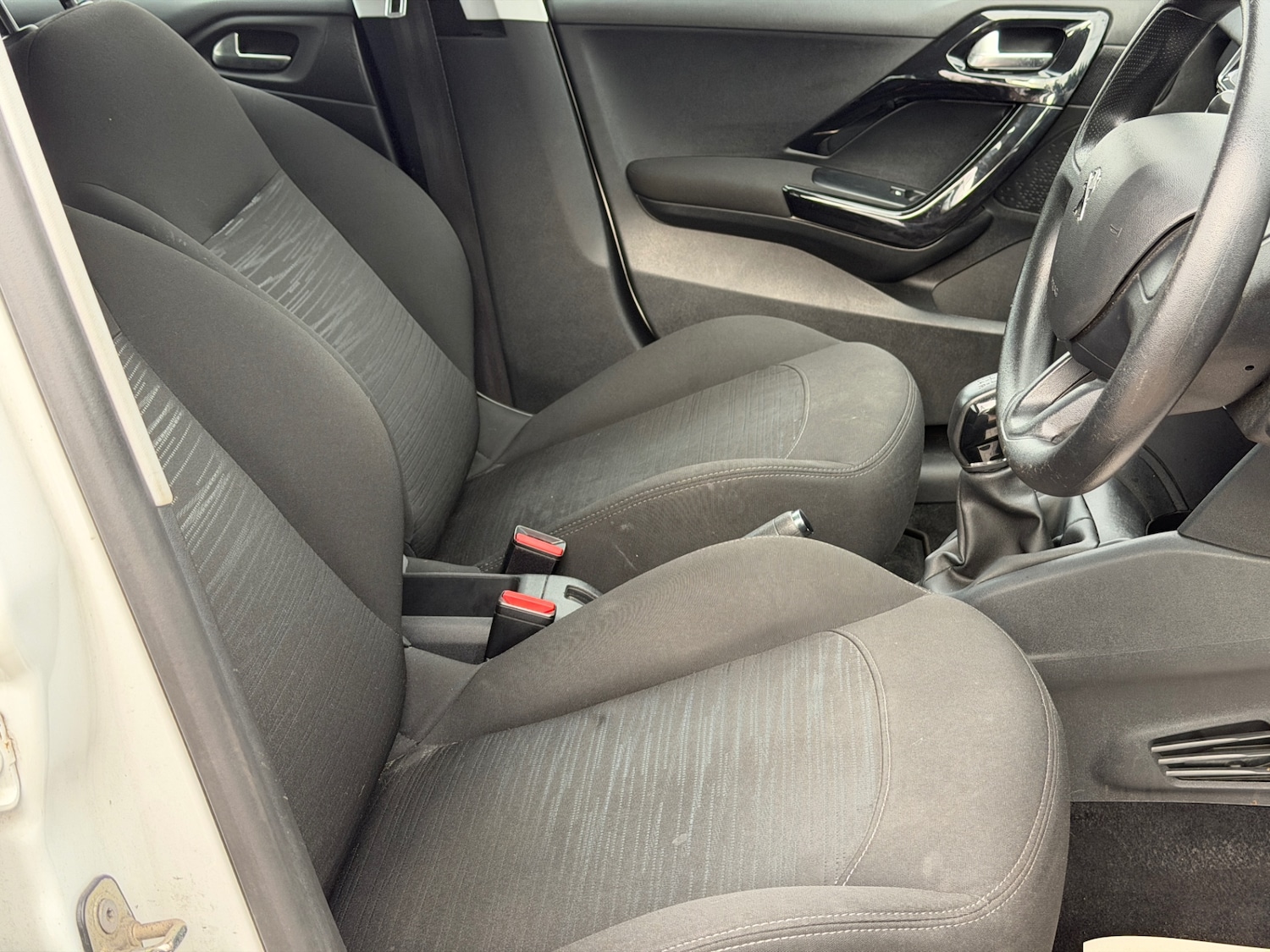 Peugeot 208 2012 (62) - 1.2 VTi Access+ 5dr - Image 9