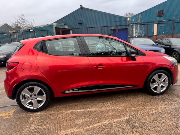 Used Renault Clio 2013 for sale - 74197731: Photo 9